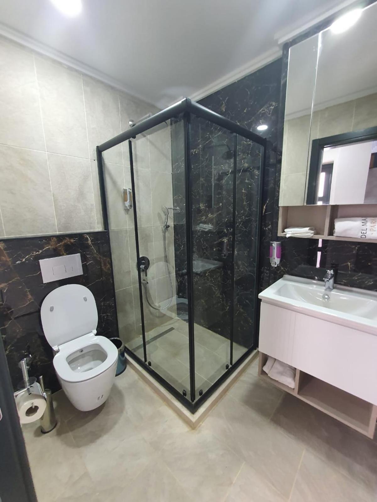 Hotel Del Mare Park Kirenia Zewnętrze zdjęcie